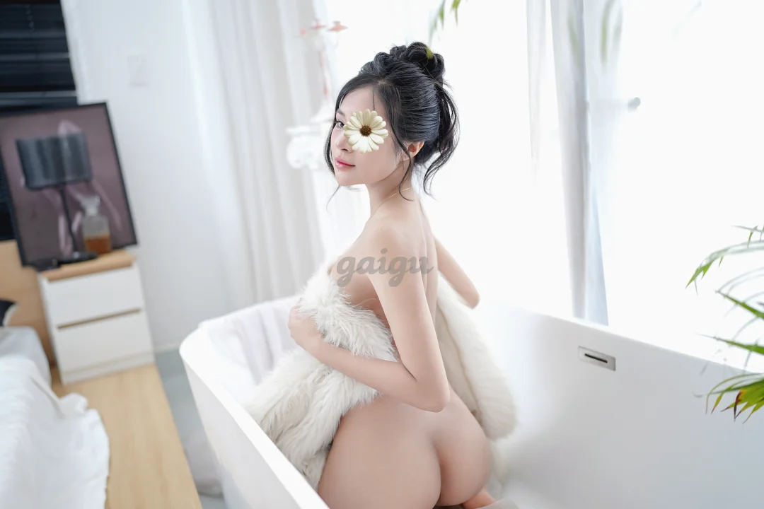 QUỲNH HƯƠNG- 2K4 SIEEU PHẨM HOT GIRL  NON TƠ CỰC XINH CỰC DÂM