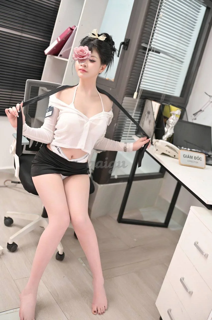 Hotgirl❤️QUỲNH CHÂU 2K4❤️Xinh Trắng Mình Dây Cao Ráo Vú Đẹp-Làm Tình Cuồng Nhiệt