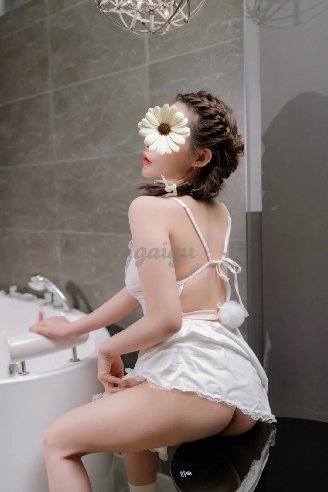 BÉ XOÀI- EM GÁI 2K4 NON TƠ MẶT XINH LÀM TÌNH CỰC PHÊ