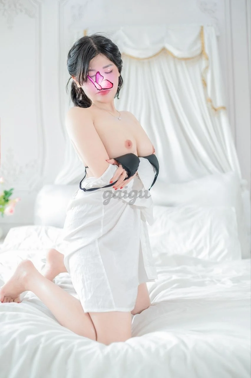 Quyên Quyên💔baby 💔Cô Nàng Dâm Đãng 💔