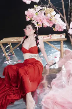 MỸ HUYỀN - EM GÁI XINH SANG MỚI ĐI LÀM, TÌNH CẢM NHƯ NGƯỜI YÊU,