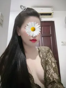 Gái xinh Quỳnh Nga_ Body gợi cảm, làm tình cực phê