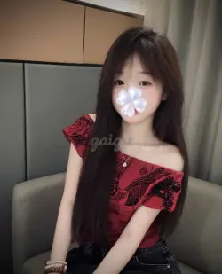 Khả Ái- em hàng xinh xắn dể thương, duyên dáng!!!