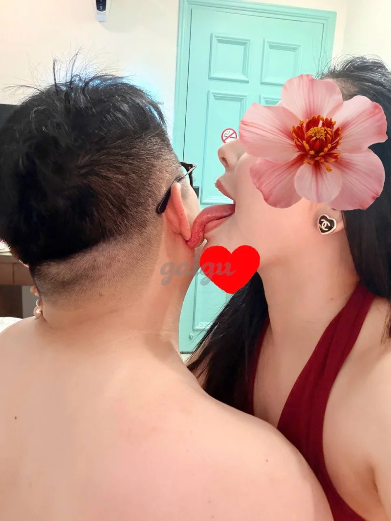 Ảnh đánh giá gái gọi